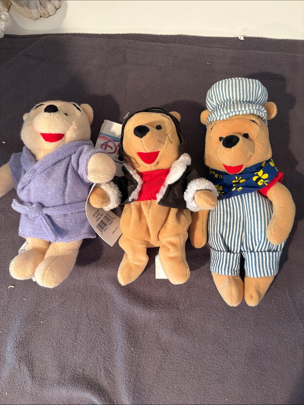 Set a three vintage Winnie the Pooh in costume